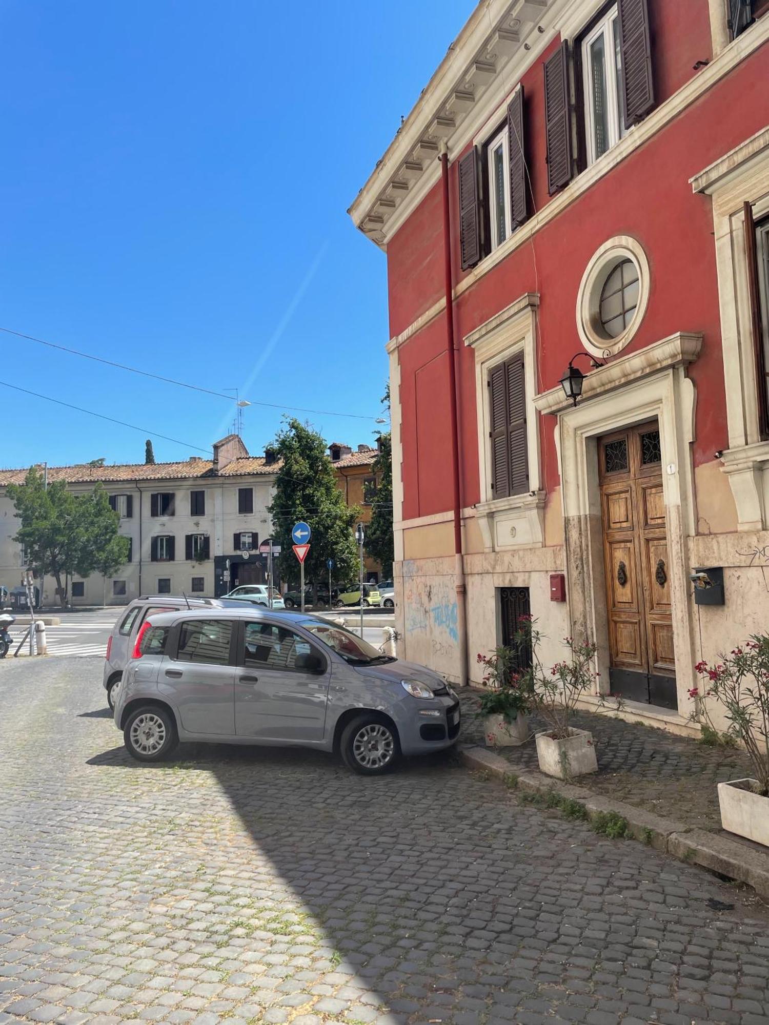 Iside At Colosseum -2 Bedrooms 2 Bathrooms Apartment *