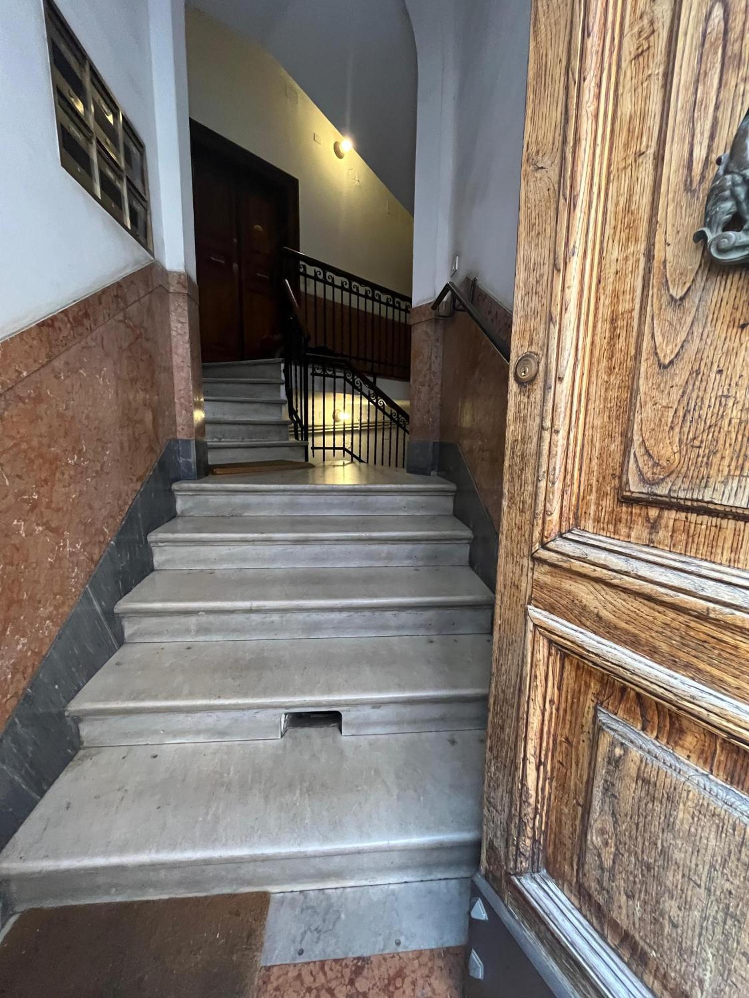 Apartment Iside At Colosseum -2 Bedrooms 2 Bathrooms *